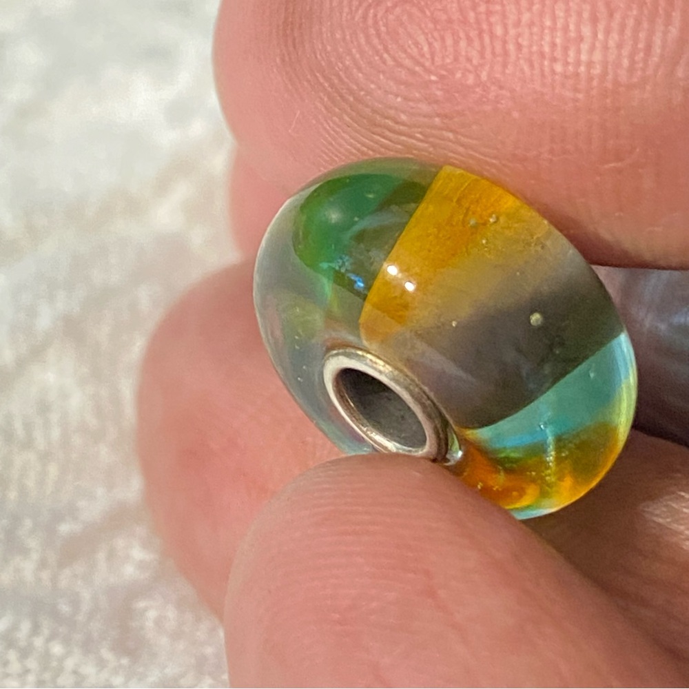 Trollbeads Green Rainbow Glass and Sterling Bead Retired 2012 - Picture 4 of 9